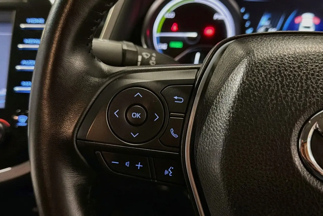 2018 Toyota Camry Gallery Image 19