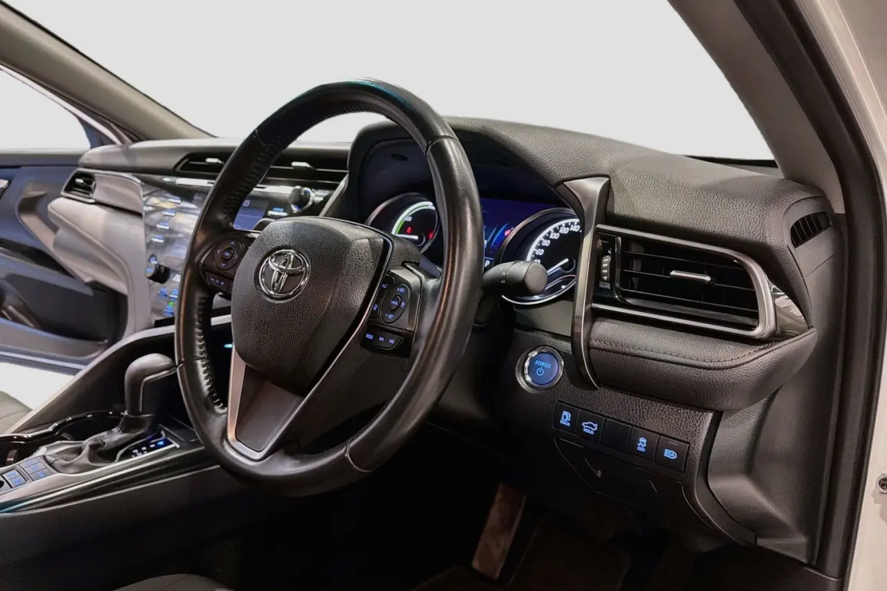 2018 Toyota Camry Gallery Image 23