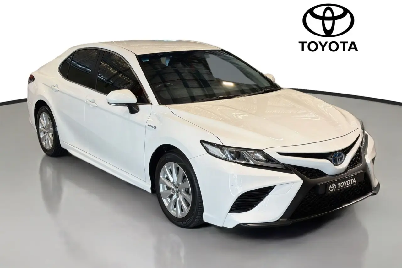 2018 Toyota Camry Gallery Image 30