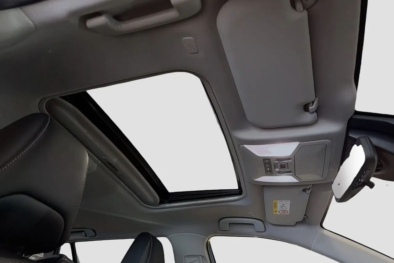 2025 Toyota RAV4 Gallery Image 12