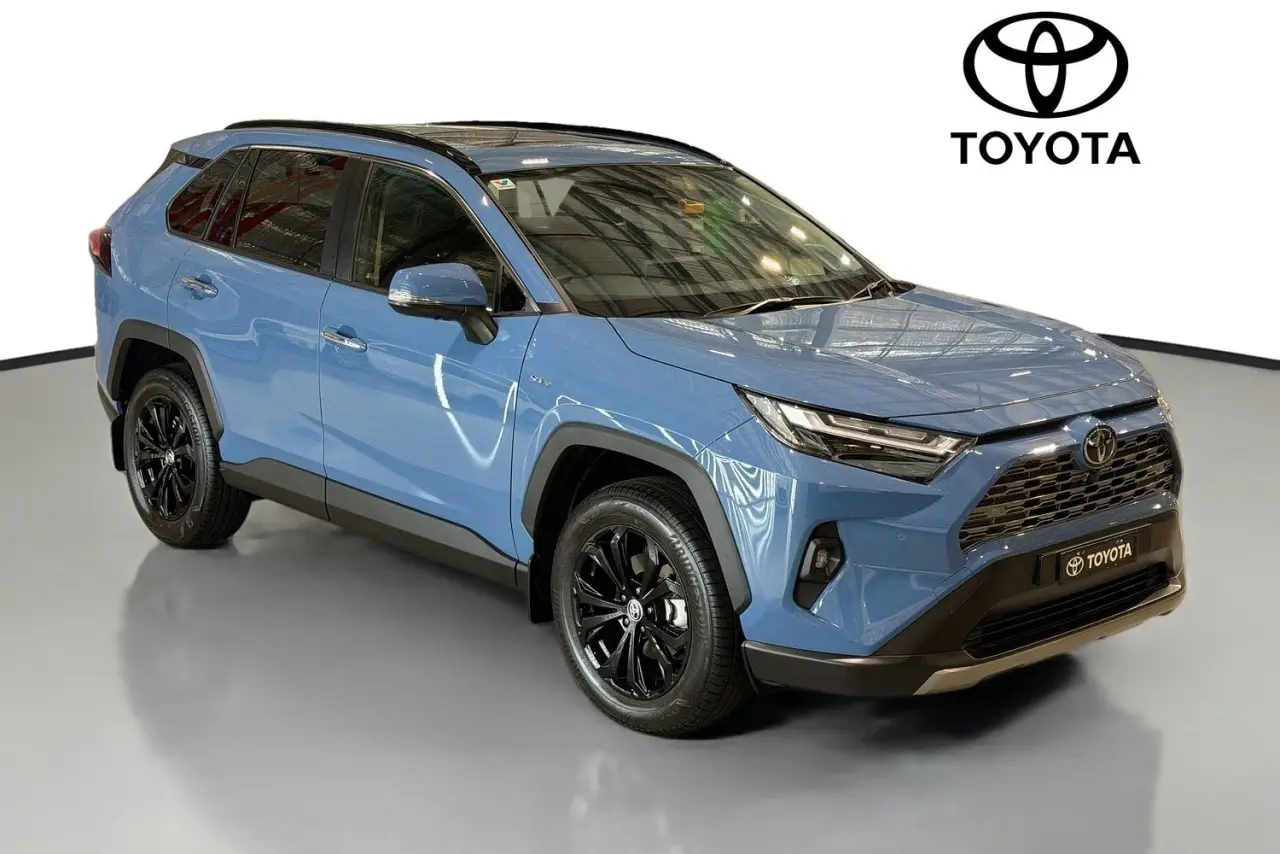 2025 Toyota RAV4 Gallery Image 31