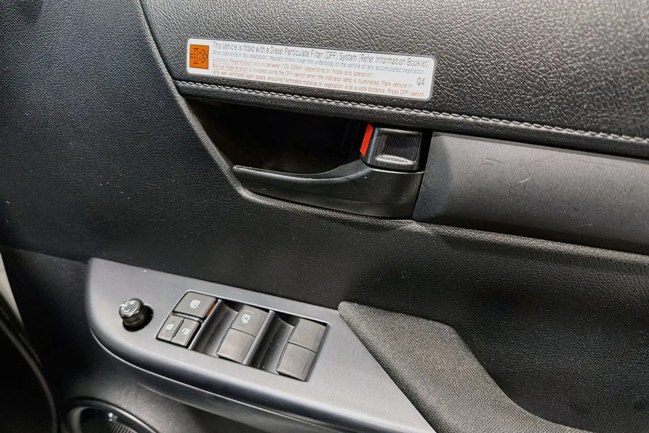 2024 Toyota Hilux Gallery Image 24