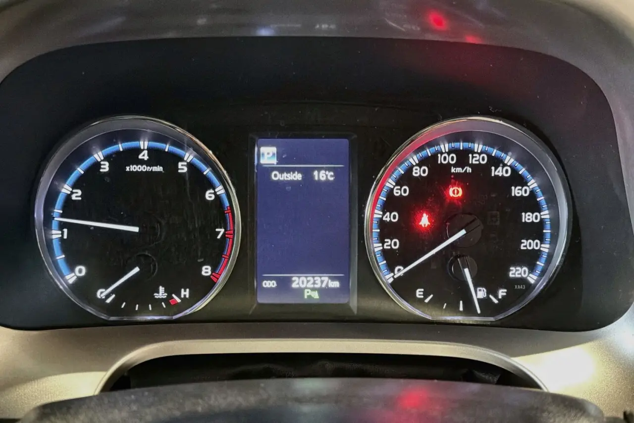 2018 Toyota RAV4 Gallery Image 22