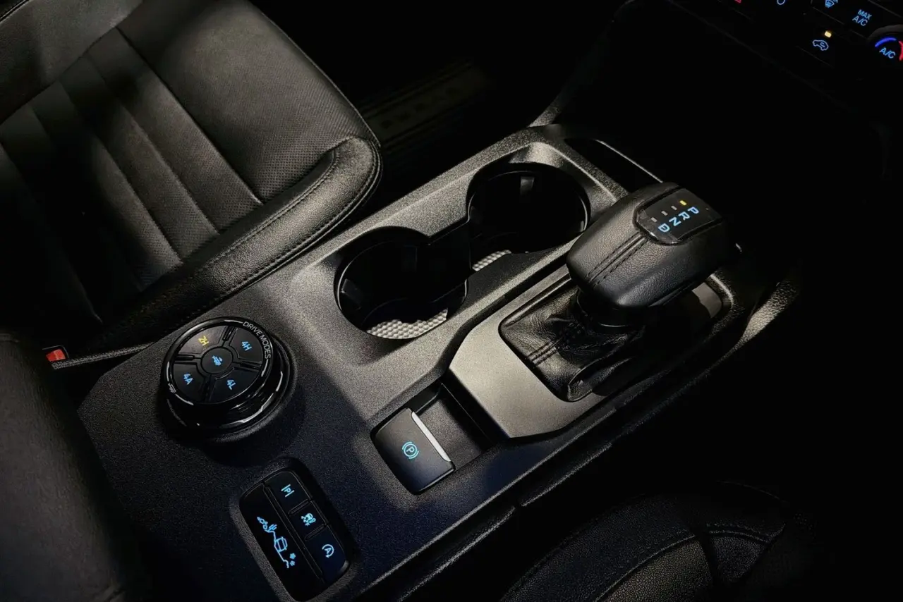 2024 Ford Everest Gallery Image 18