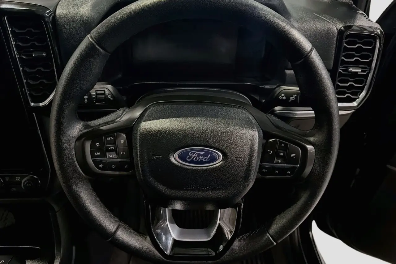 2024 Ford Everest Gallery Image 21