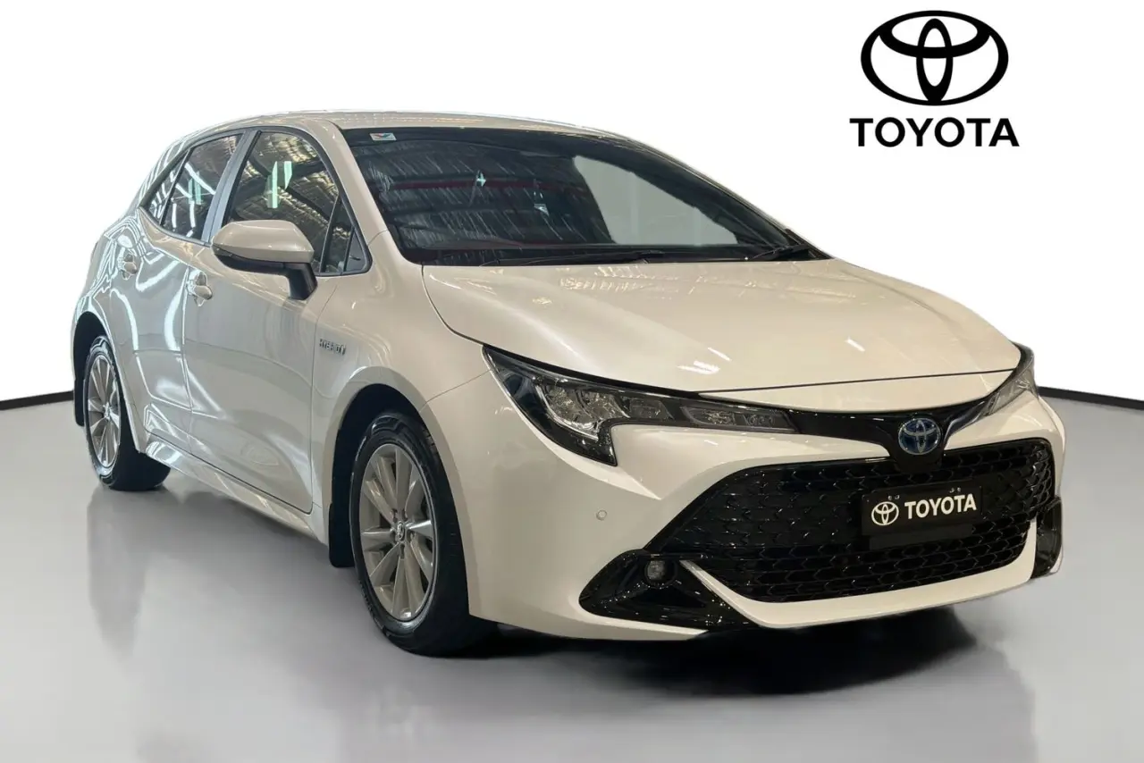 2023 Toyota Corolla Gallery Image 1