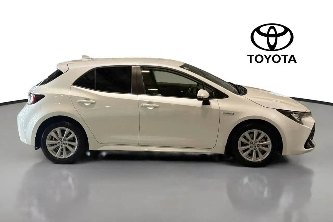2023 Toyota Corolla Gallery Image 11
