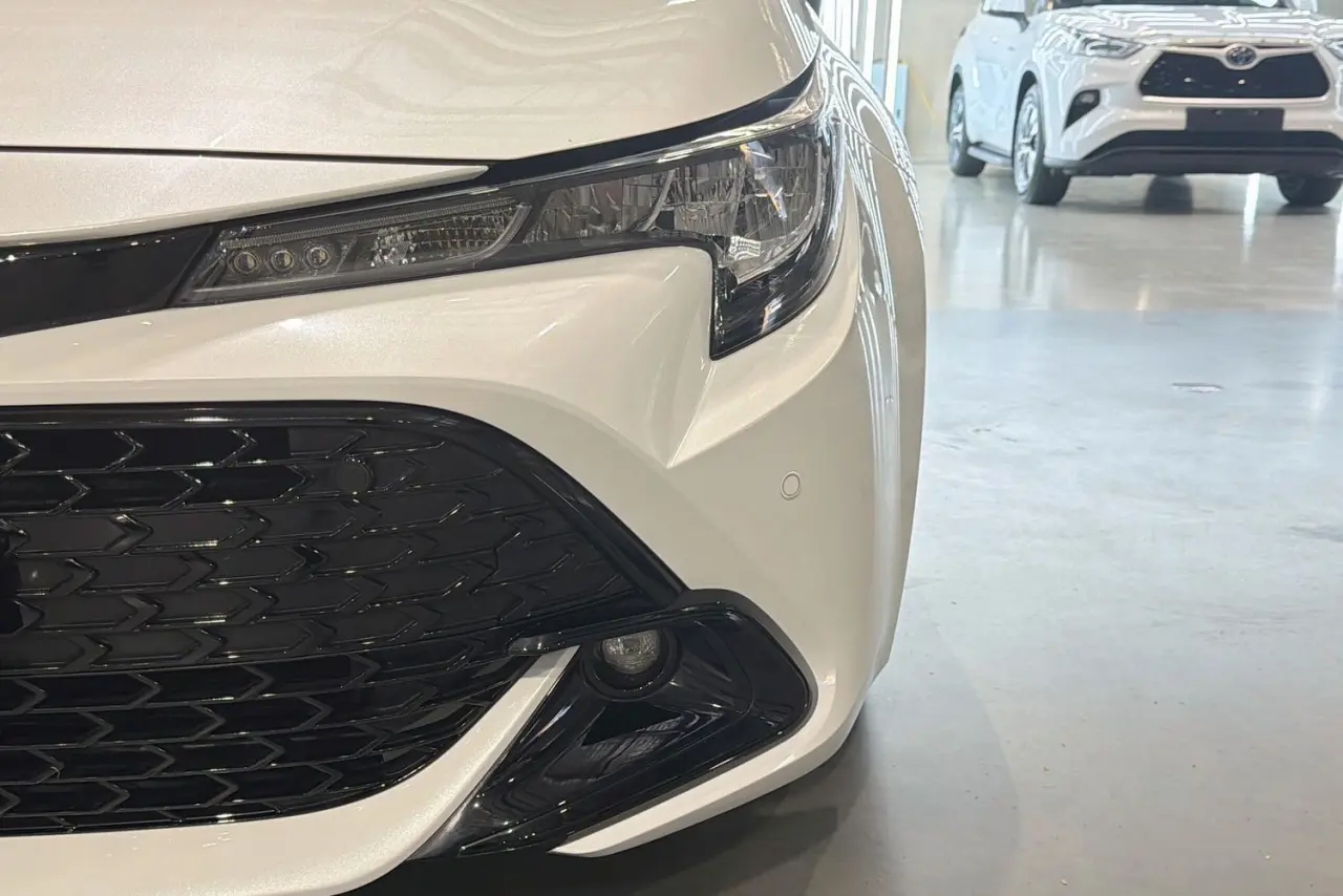 2023 Toyota Corolla Gallery Image 3