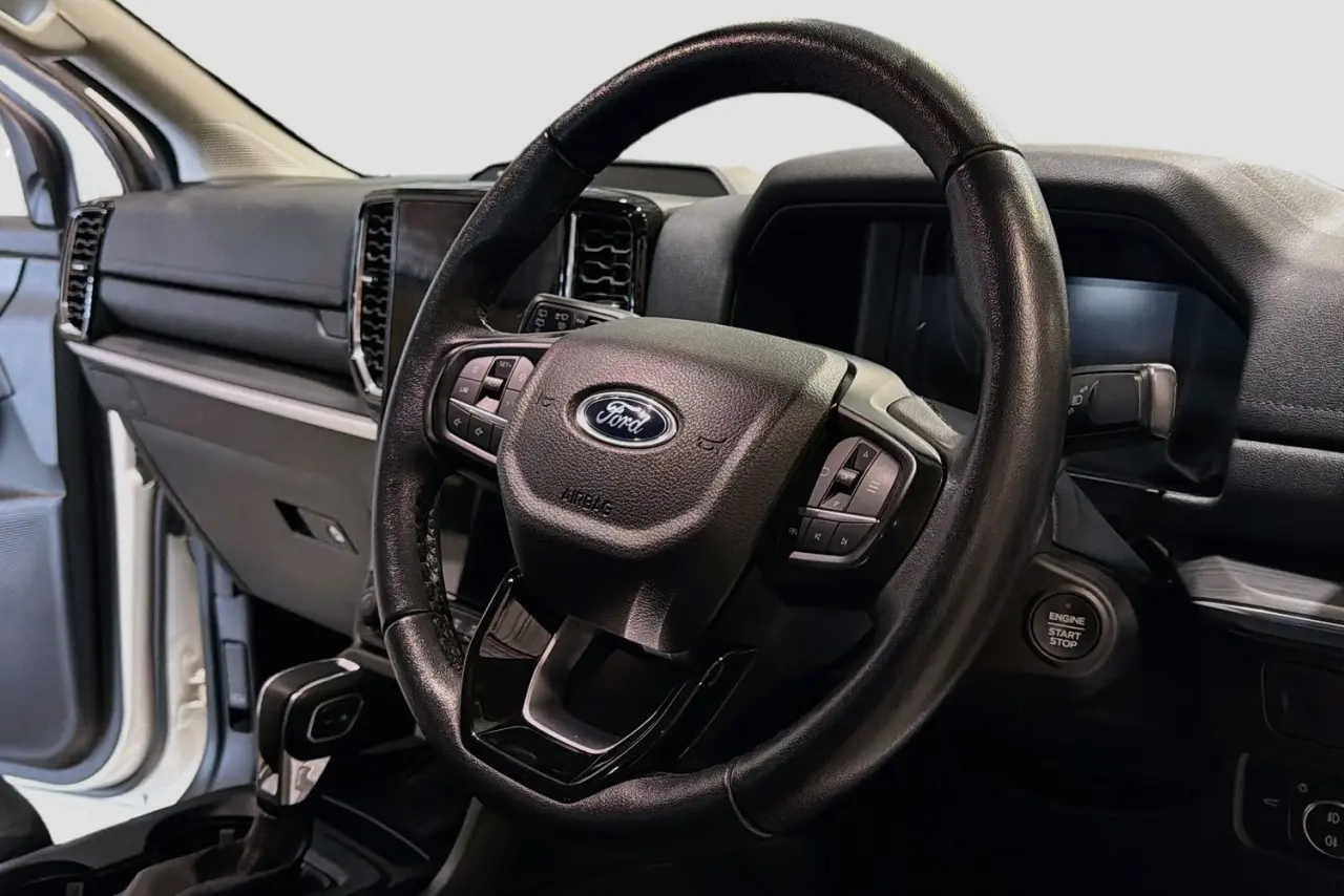 2022 Ford Everest Gallery Image 14