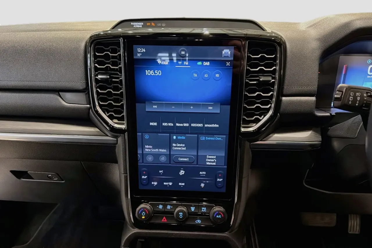 2022 Ford Everest Gallery Image 15