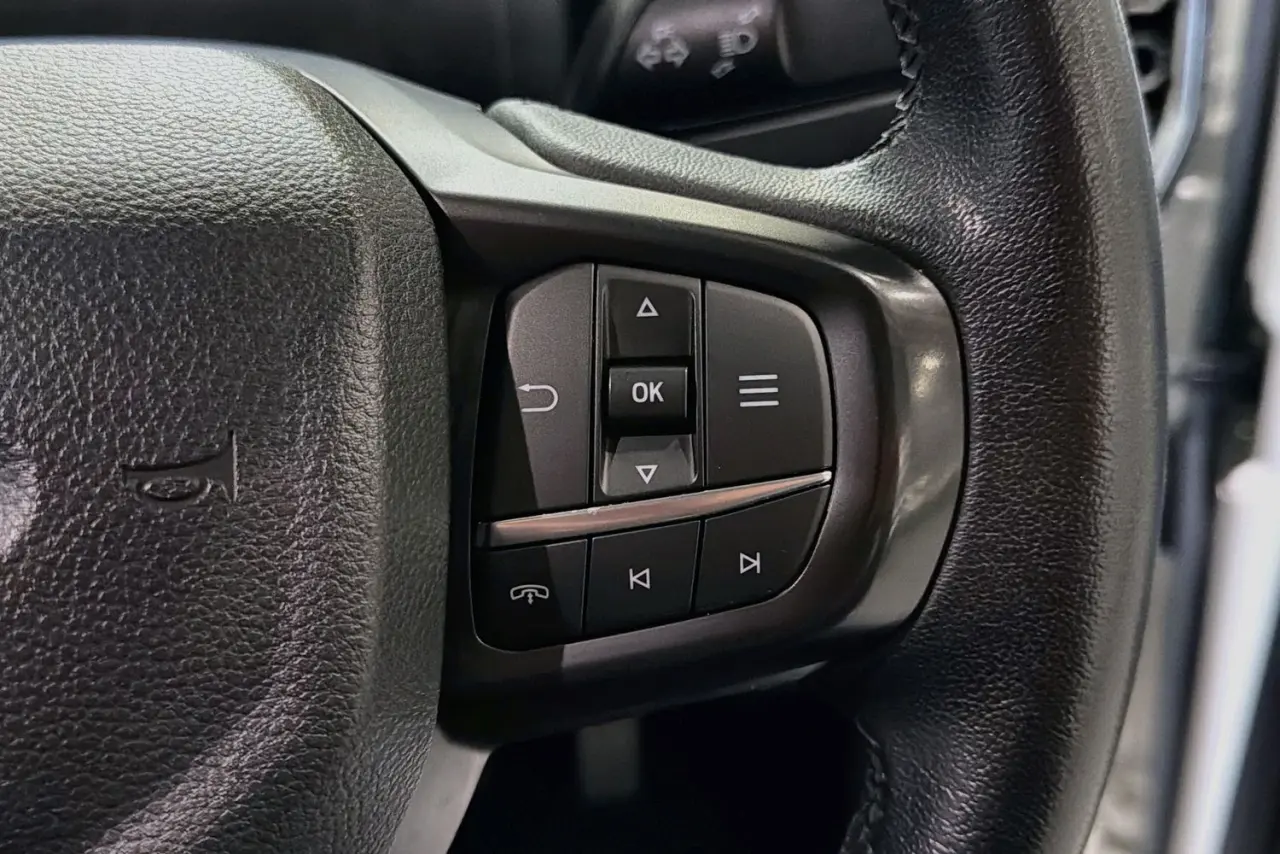 2022 Ford Everest Gallery Image 20
