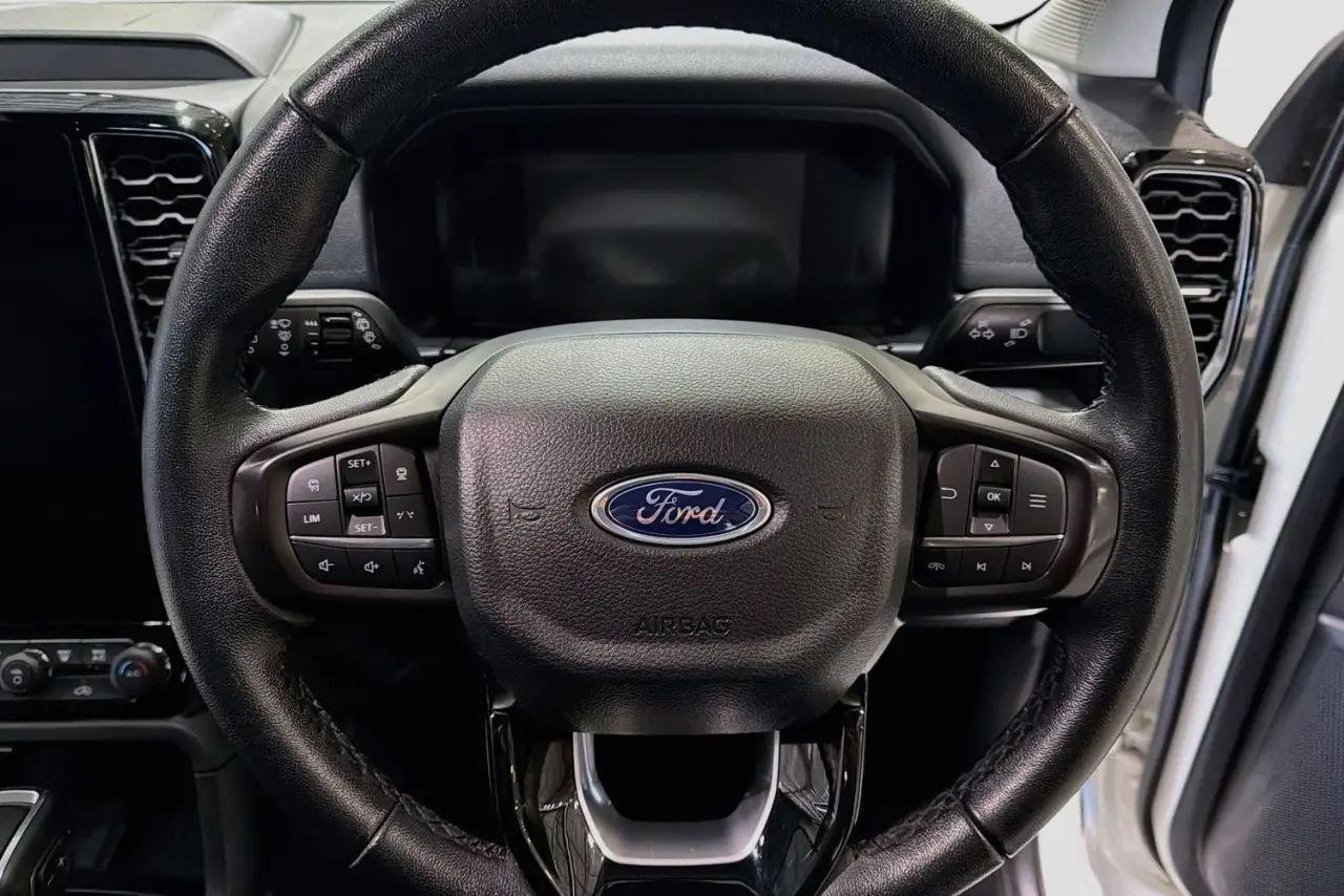 2022 Ford Everest Gallery Image 21