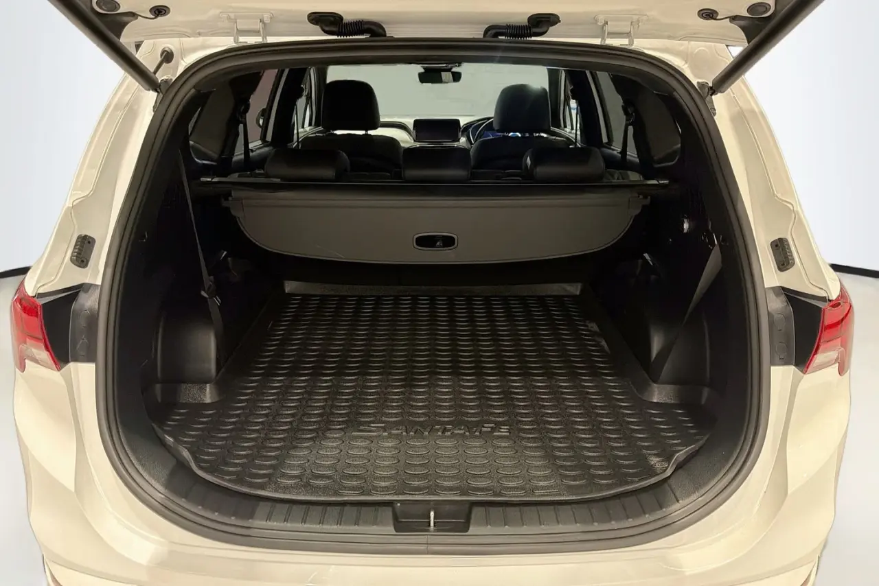 2023 Hyundai Santa Fe Gallery Image 27