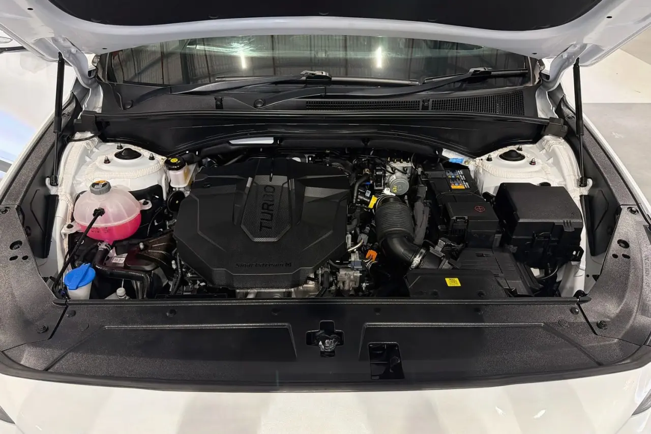 2023 Hyundai Santa Fe Gallery Image 29