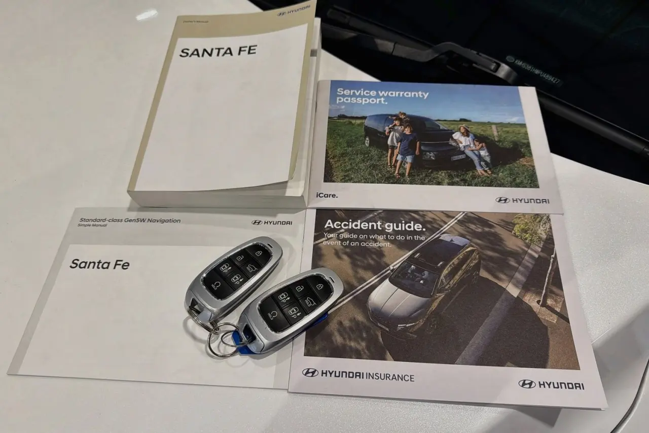 2023 Hyundai Santa Fe Gallery Image 30