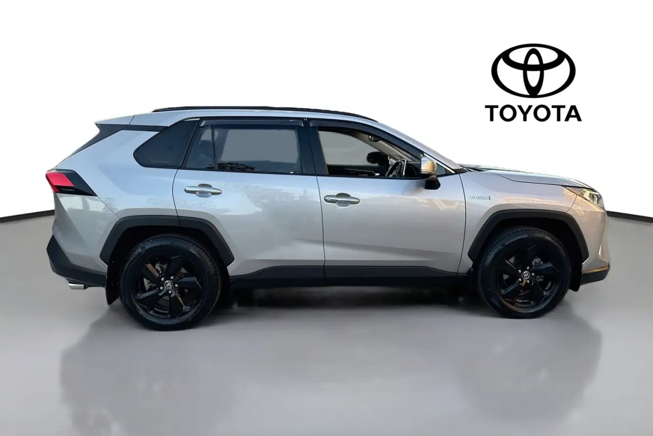 2021 Toyota RAV4 Gallery Image 11