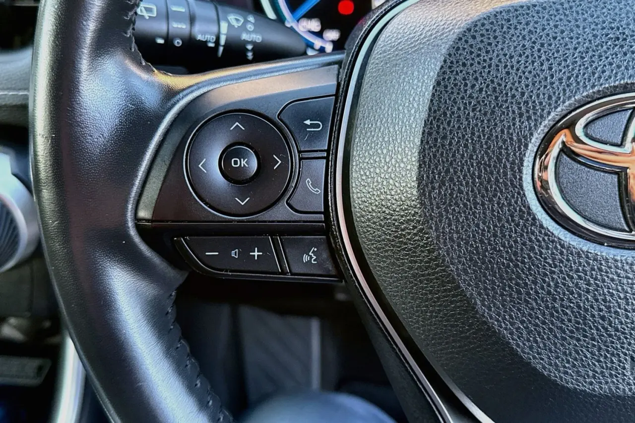 2021 Toyota RAV4 Gallery Image 19