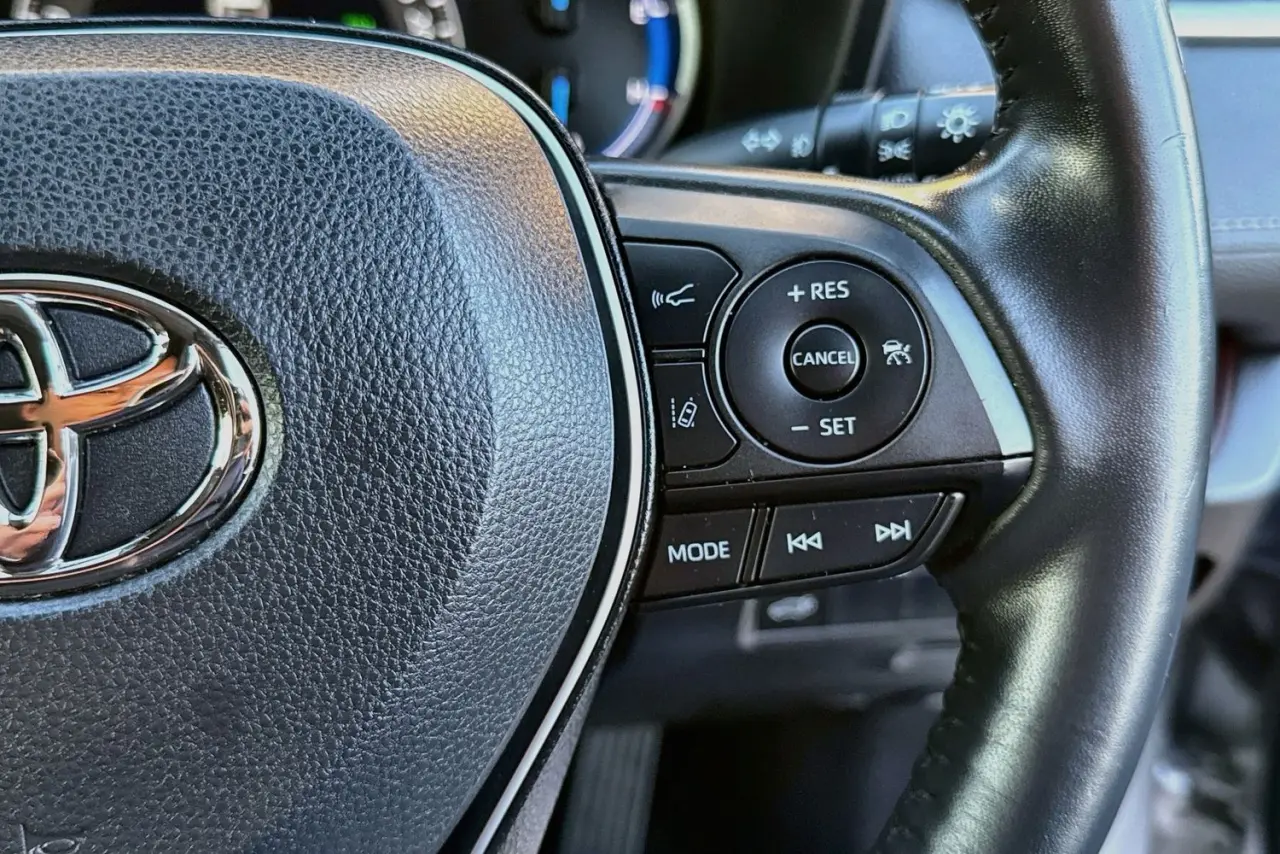 2021 Toyota RAV4 Gallery Image 20