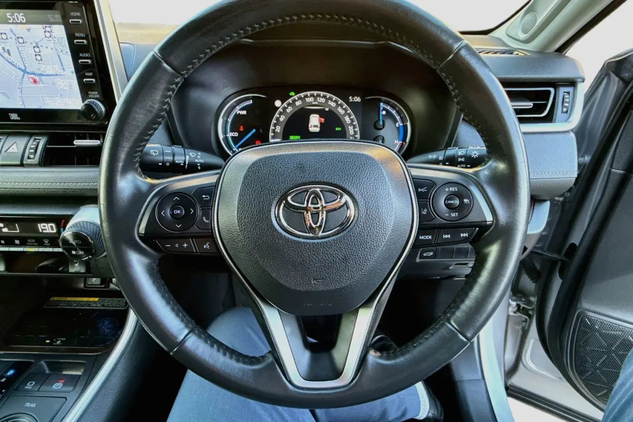 2021 Toyota RAV4 Gallery Image 21