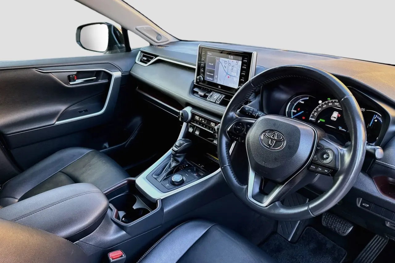 2021 Toyota RAV4 Gallery Image 23