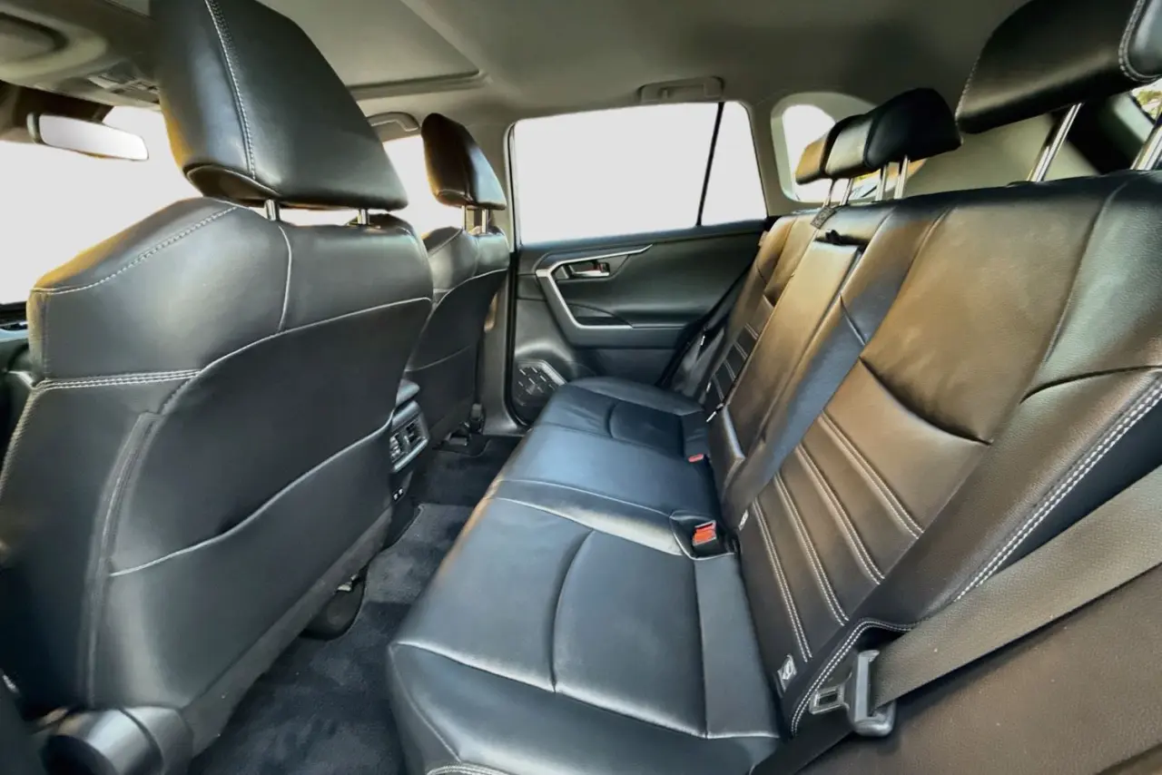 2021 Toyota RAV4 Gallery Image 26