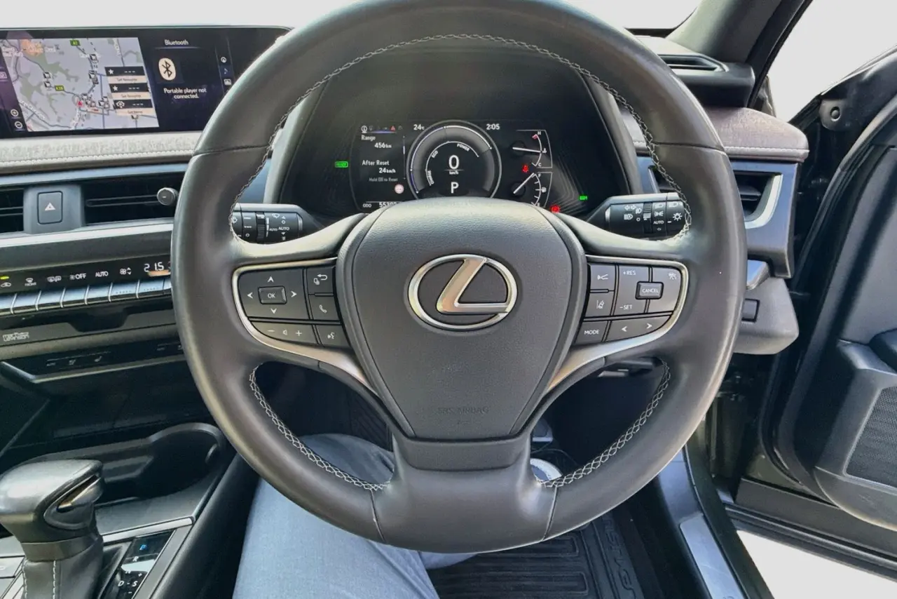 2022 Lexus UX Gallery Image 21
