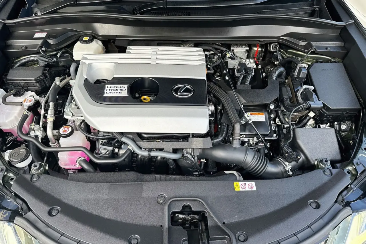 2022 Lexus UX Gallery Image 29