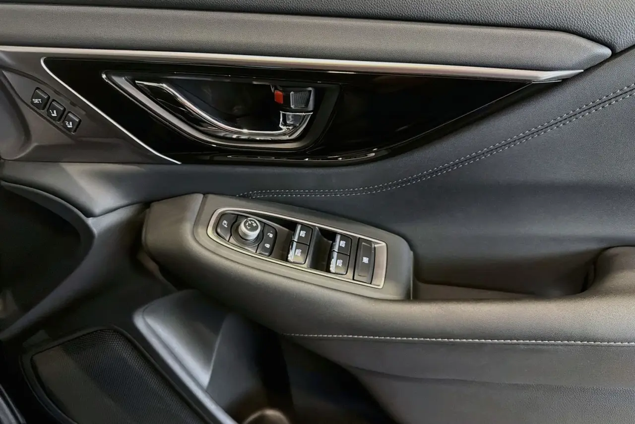 2023 Subaru Outback Gallery Image 24