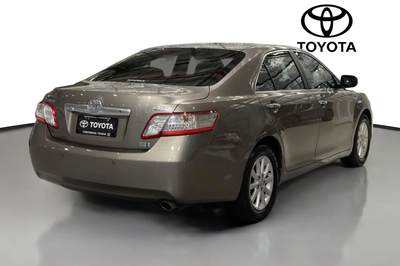 2010 Toyota Camry Gallery Image 10
