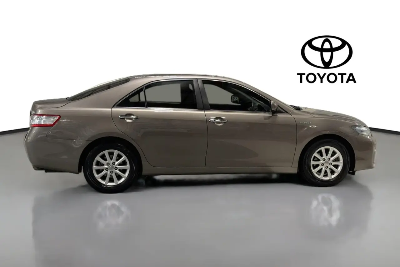 2010 Toyota Camry Gallery Image 11