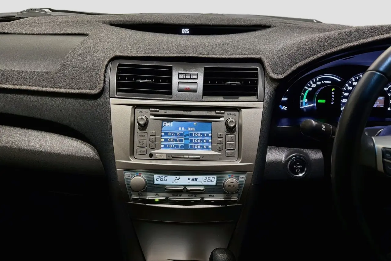2010 Toyota Camry Gallery Image 15