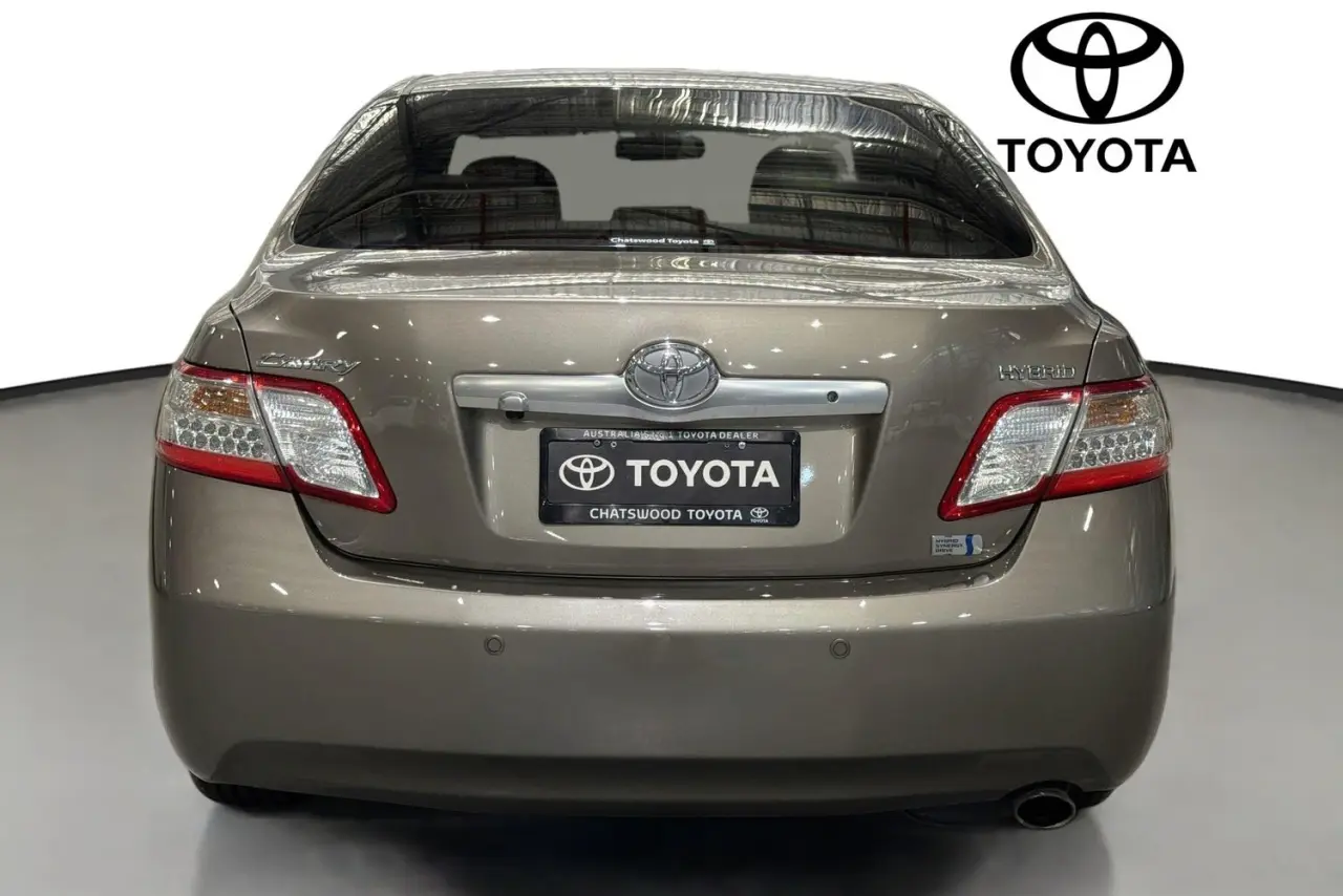 2010 Toyota Camry Gallery Image 7