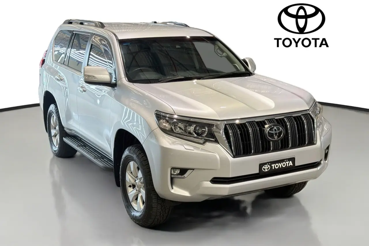 2022 Toyota Landcruiser Prado Gallery Image 30
