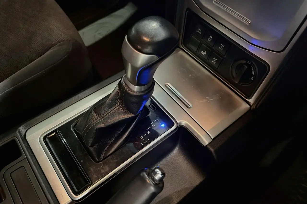 2023 Toyota Landcruiser Prado Gallery Image 18