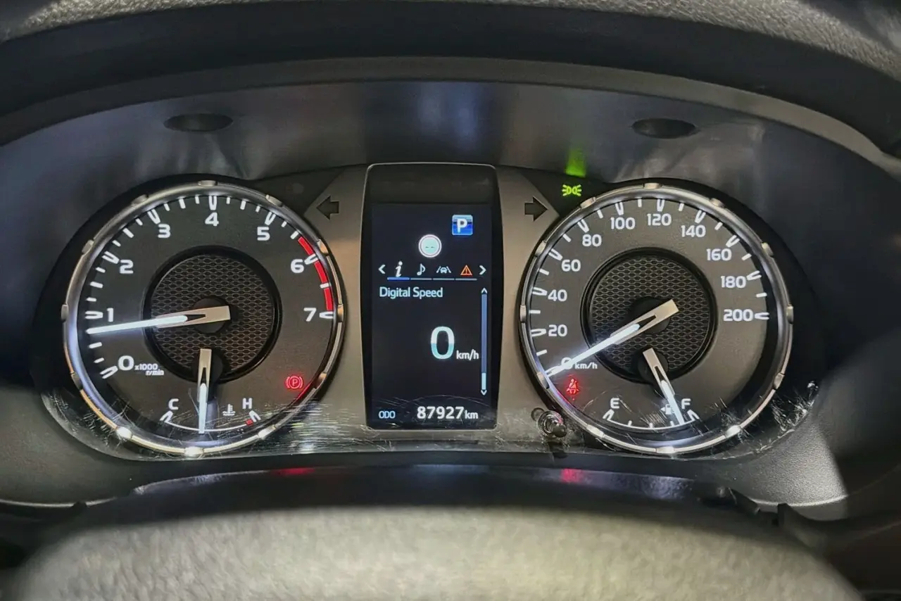 2024 Toyota Hilux Gallery Image 22
