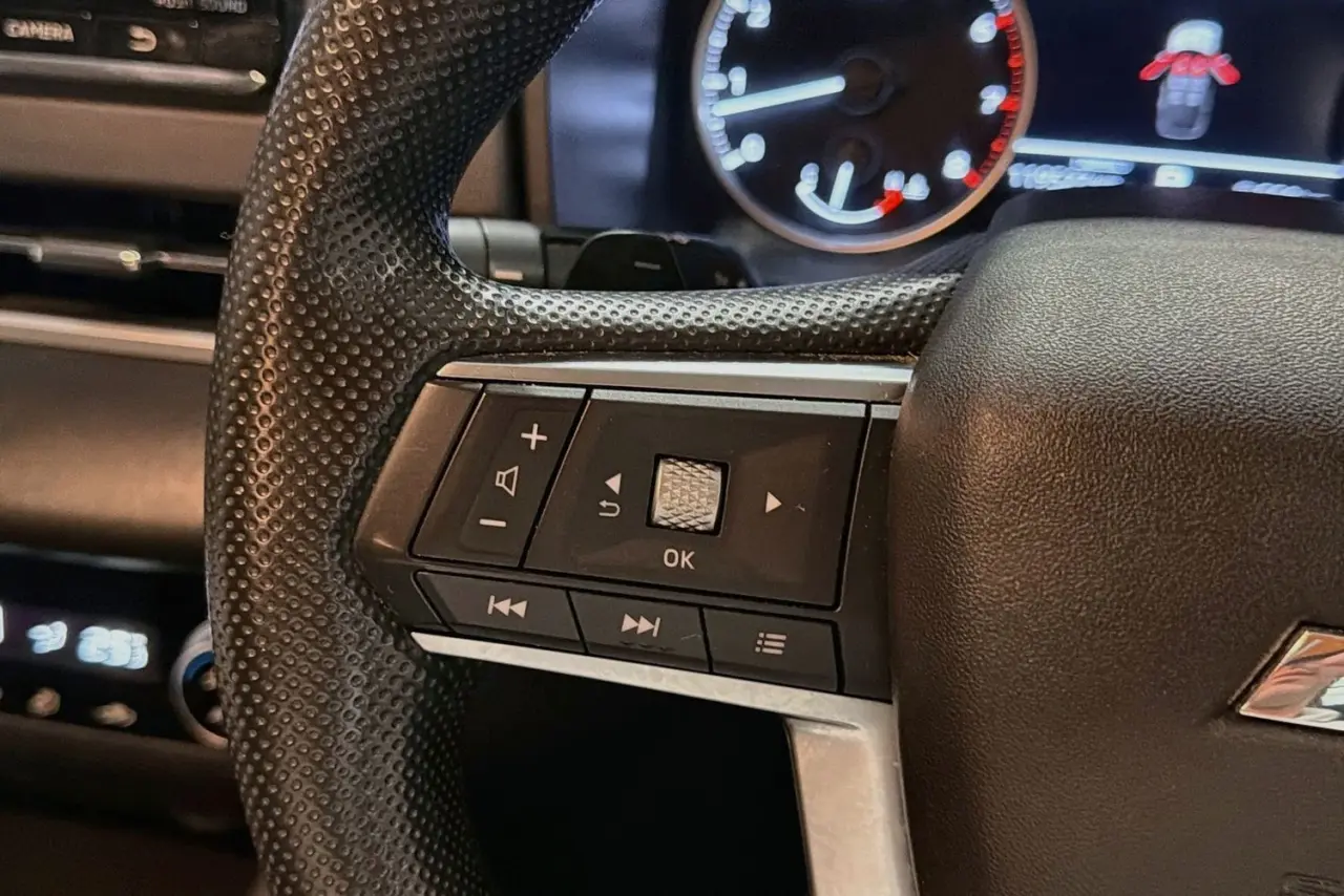 2023 Mitsubishi Outlander Gallery Image 19