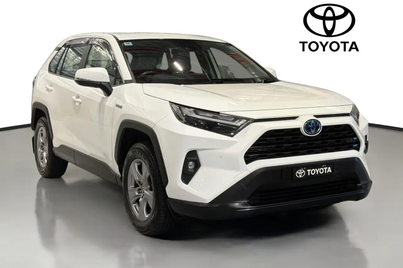2022 Toyota RAV4 Gallery Image 1