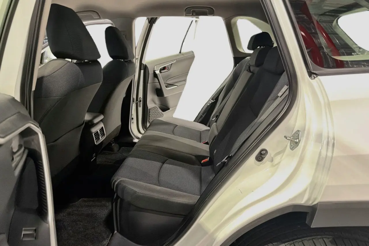 2022 Toyota RAV4 Gallery Image 26