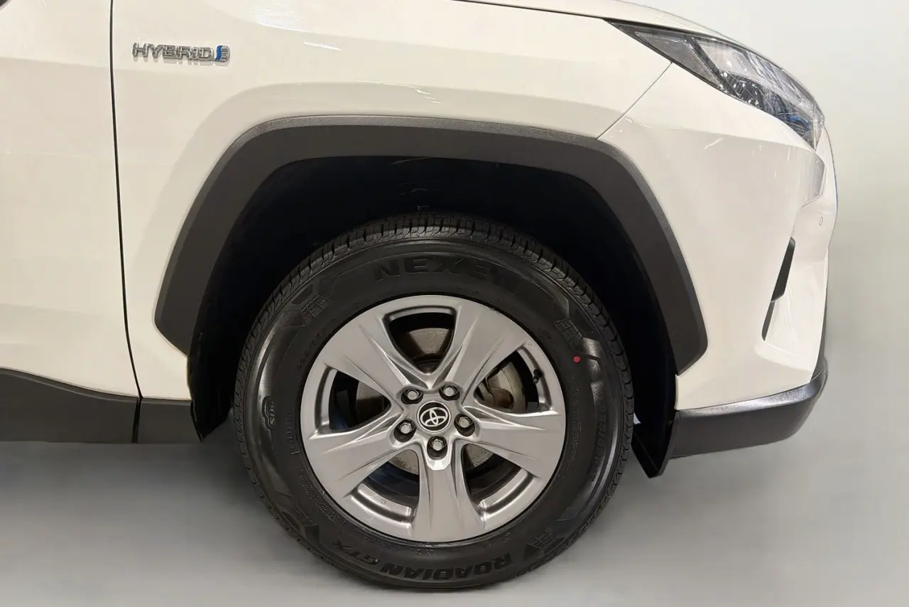 2022 Toyota RAV4 Gallery Image 28