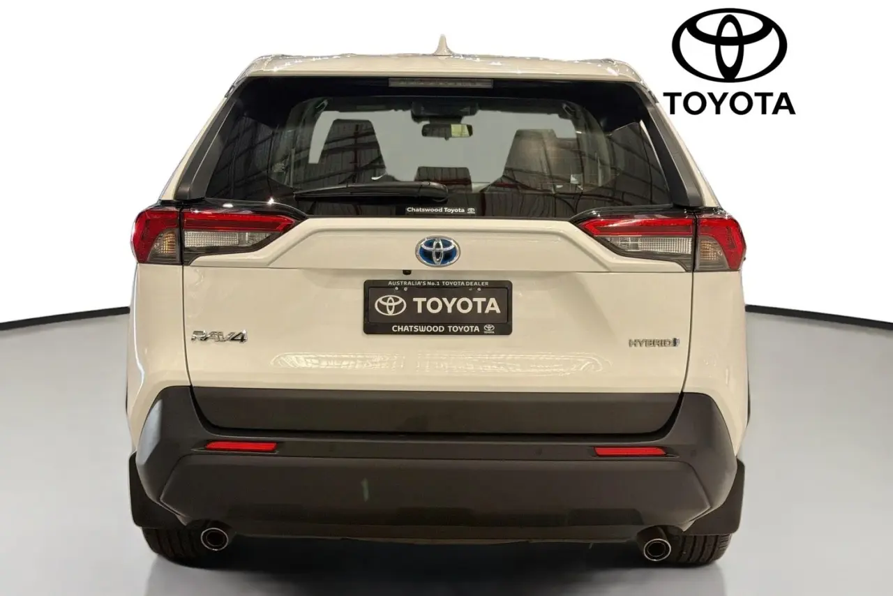2022 Toyota RAV4 Gallery Image 7