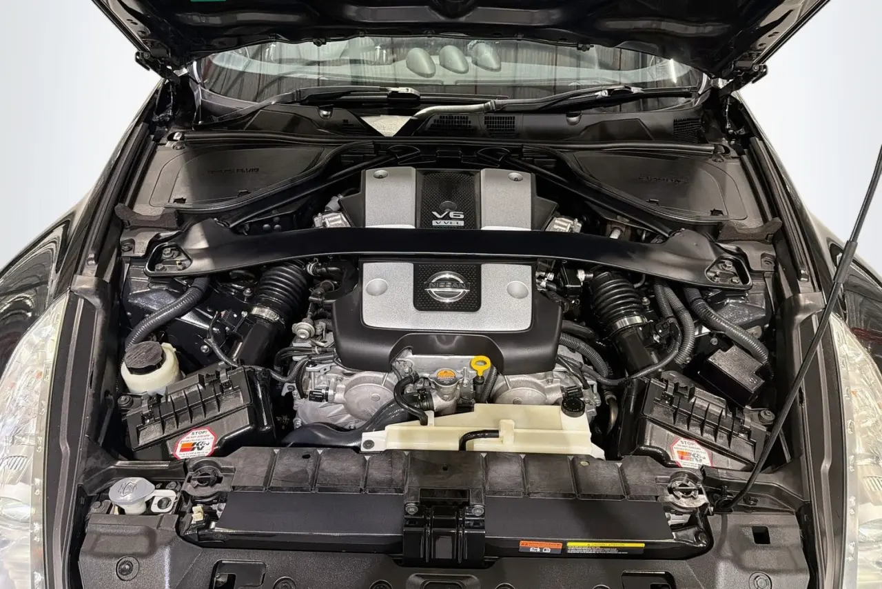 2012 Nissan 370Z Gallery Image 28