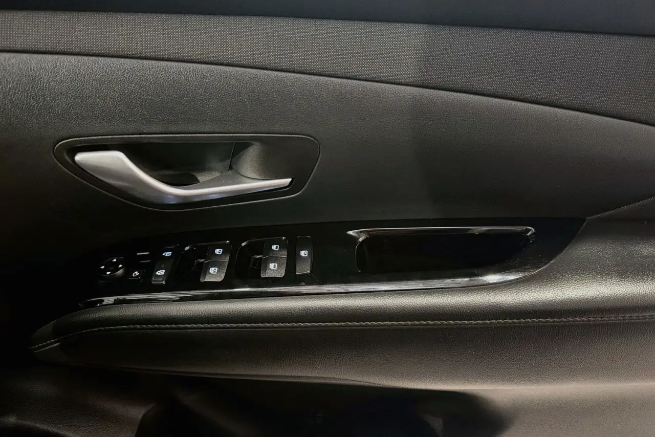 2023 Hyundai Tucson Gallery Image 24