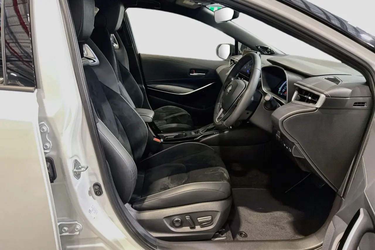 2023 Toyota Corolla Gallery Image 13