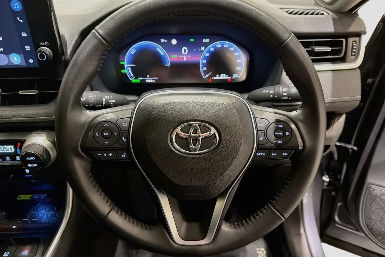 2024 Toyota RAV4 Gallery Image 21