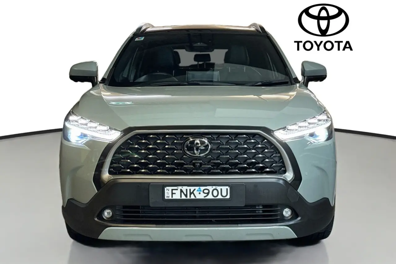 2024 Toyota Corolla Cross Gallery Image 2