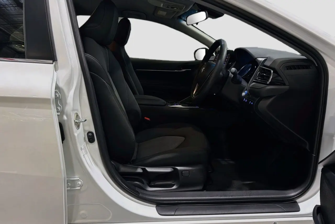 2024 Toyota Camry Gallery Image 13