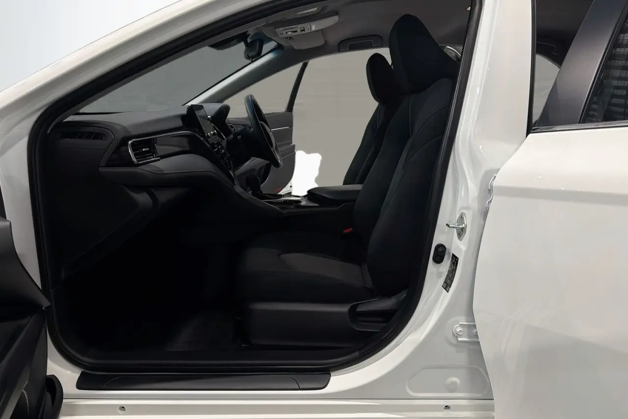 2024 Toyota Camry Gallery Image 25