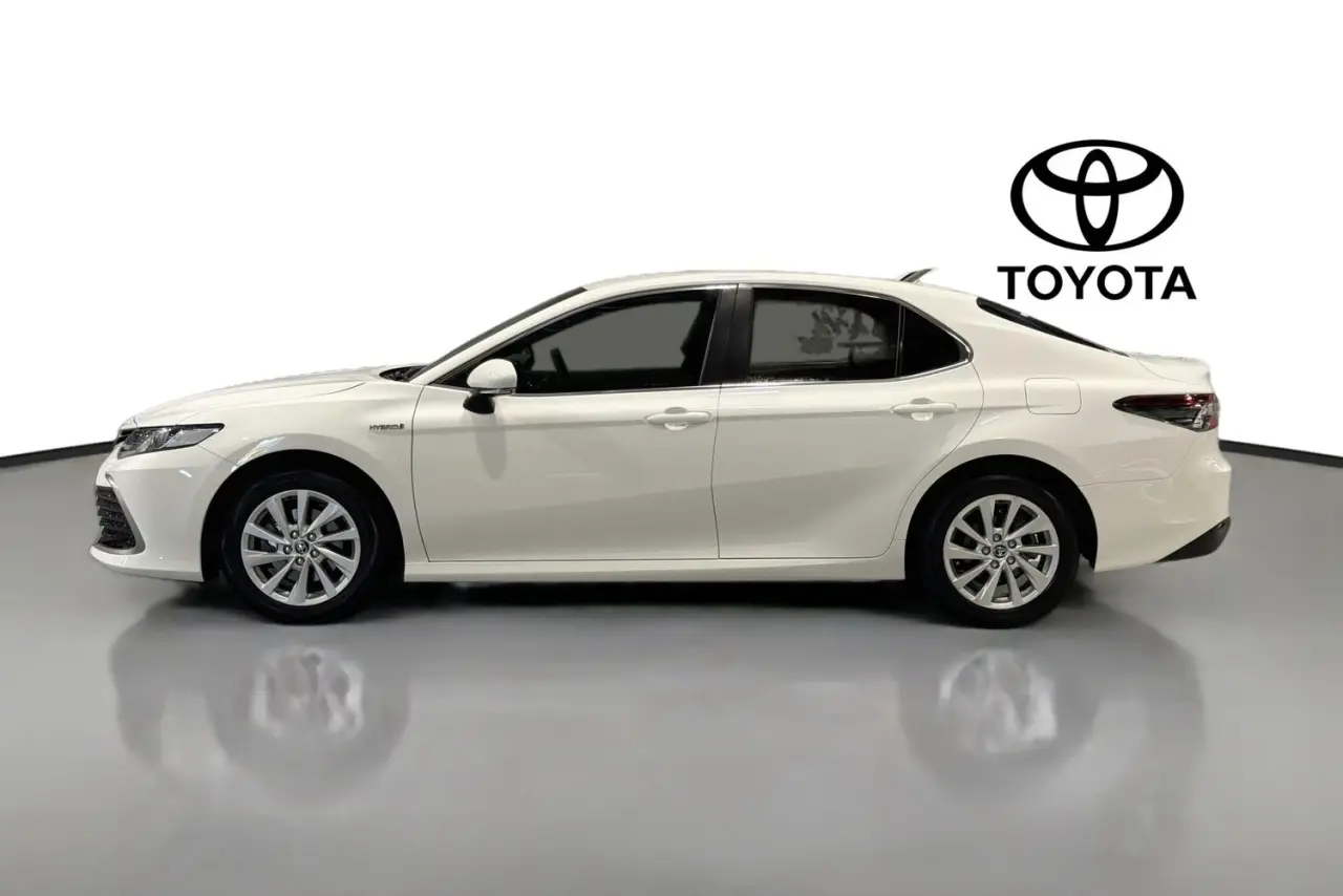 2024 Toyota Camry Gallery Image 5