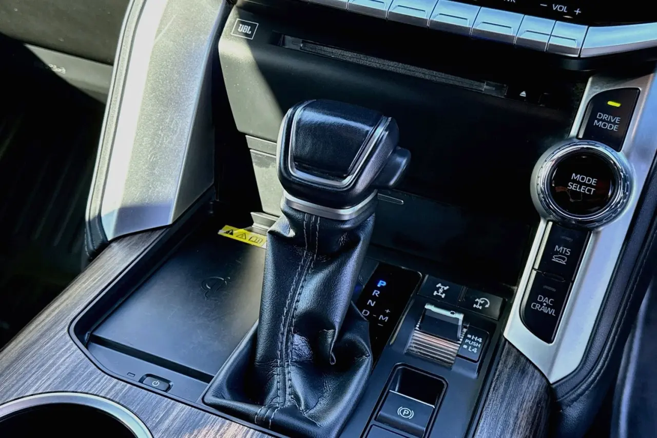 2022 Toyota Landcruiser Gallery Image 18