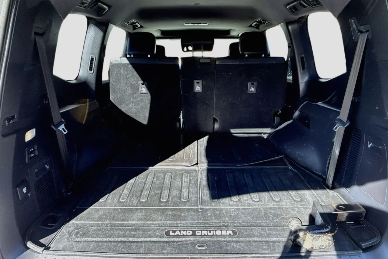 2022 Toyota Landcruiser Gallery Image 27